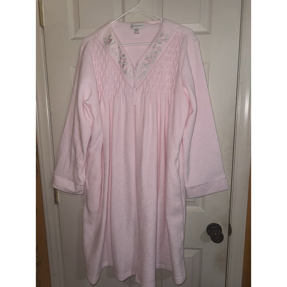 Miss Elaine Robe Women's L, Pink , Floral Embroidery